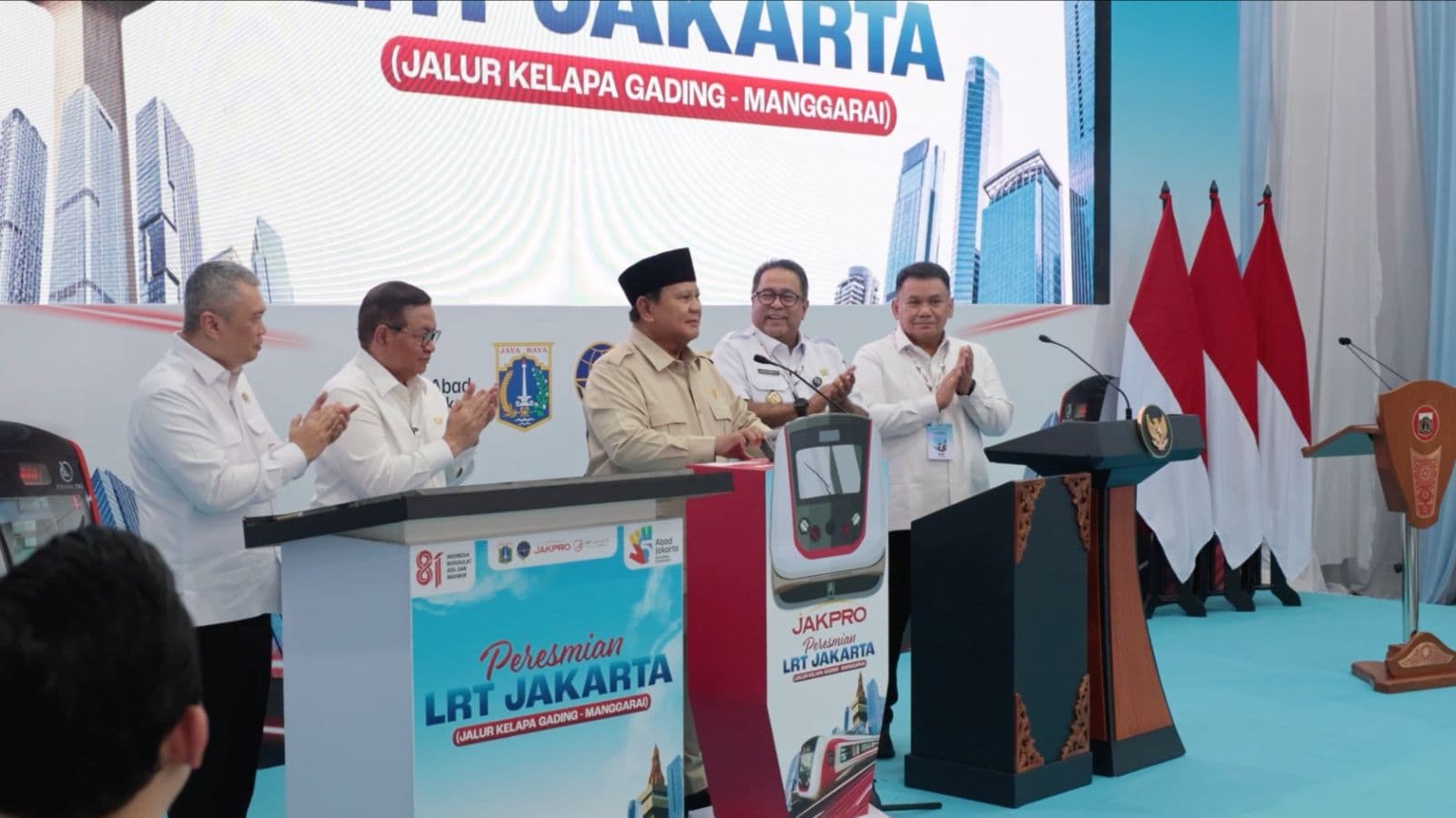 Di Depan Prabowo, Pramono Anung Promosikan Tarif LRT Rp8 Selama 8 Hari