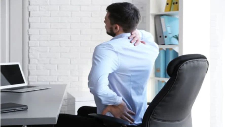 Ilustrasi Duduk Kelamaan. (Foto: Shutterstock)
