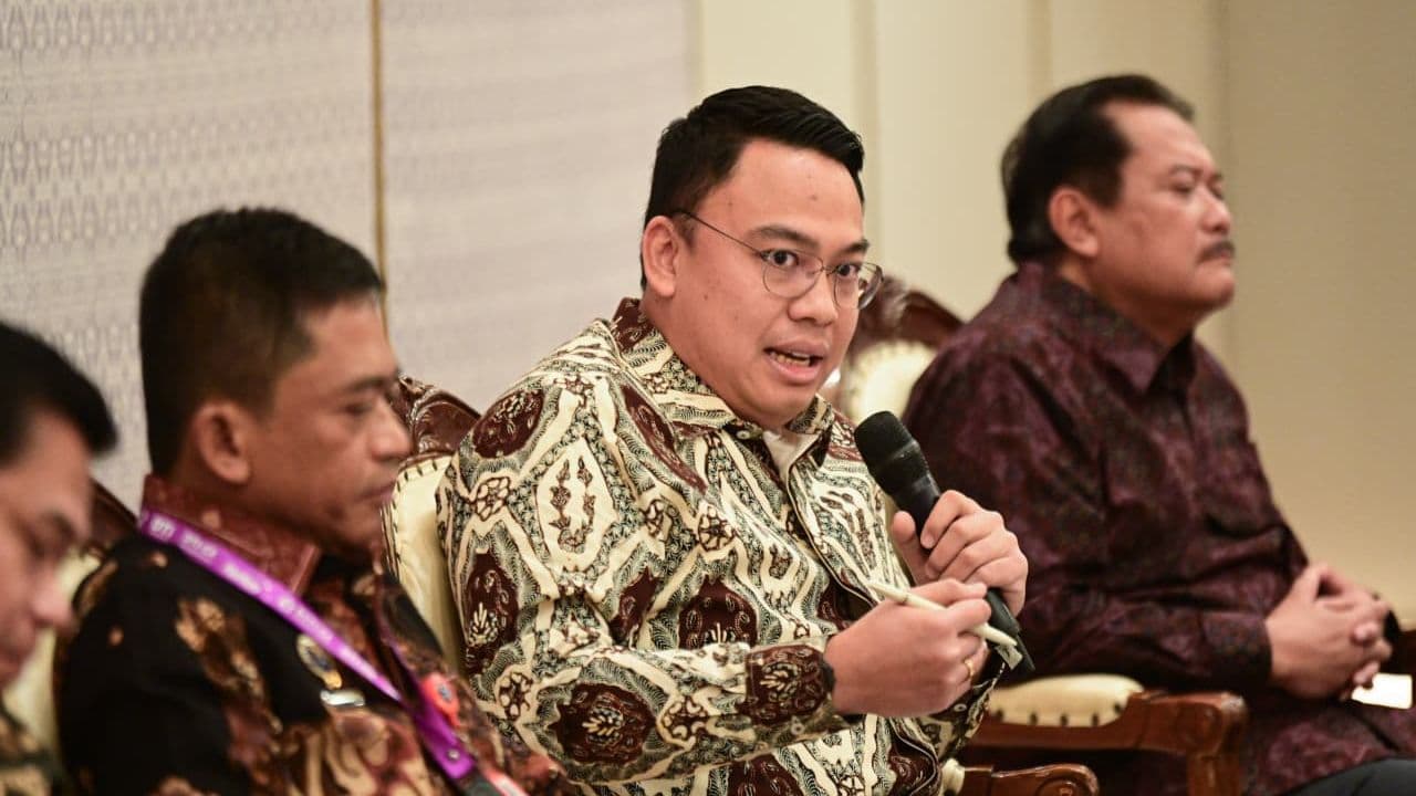 Wakil Menteri Komunikasi dan Digital (Wamenkomdigi) Angga Raka Prabowo. (Source: Kemenkomdigi)