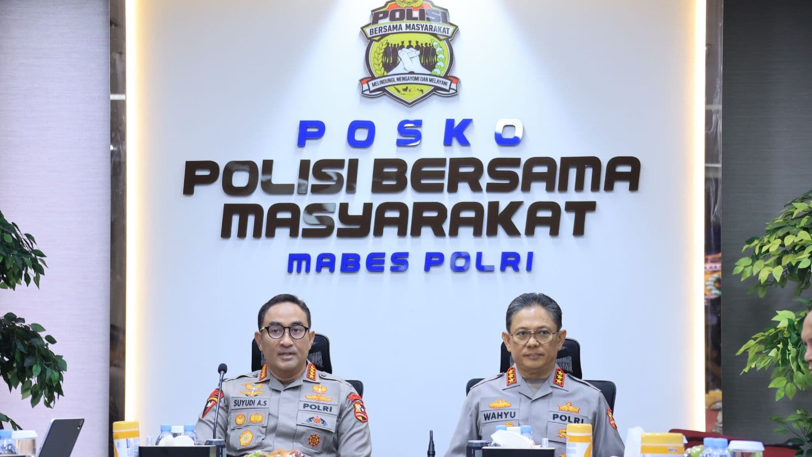 Polri meresmikan logo dan Posko Polisi Bersama Masyarakat pada Senin 12 Oktober 2026. (Foto: Humas Polri)