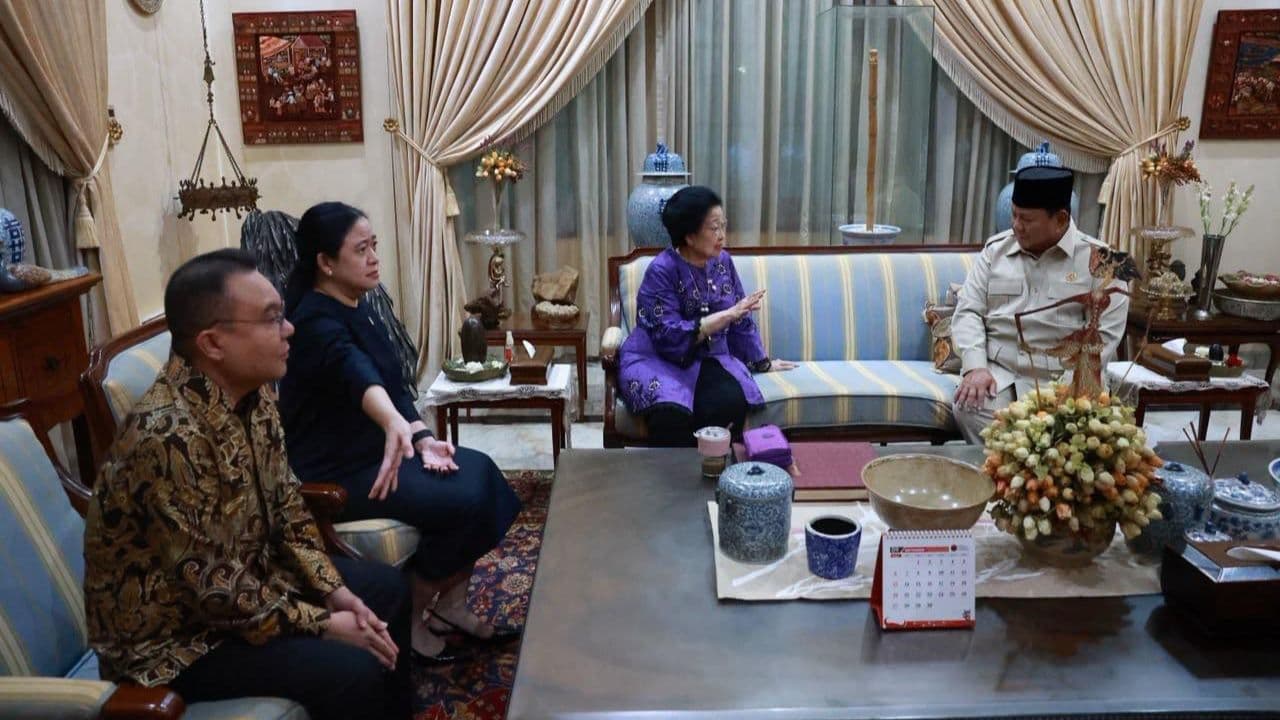 Pertemuan Presiden Prabowo Subianto dengan Presiden ke-5 RI Megawati Soekarnoputri di kediaman Megawati. (Foto: PDIP)